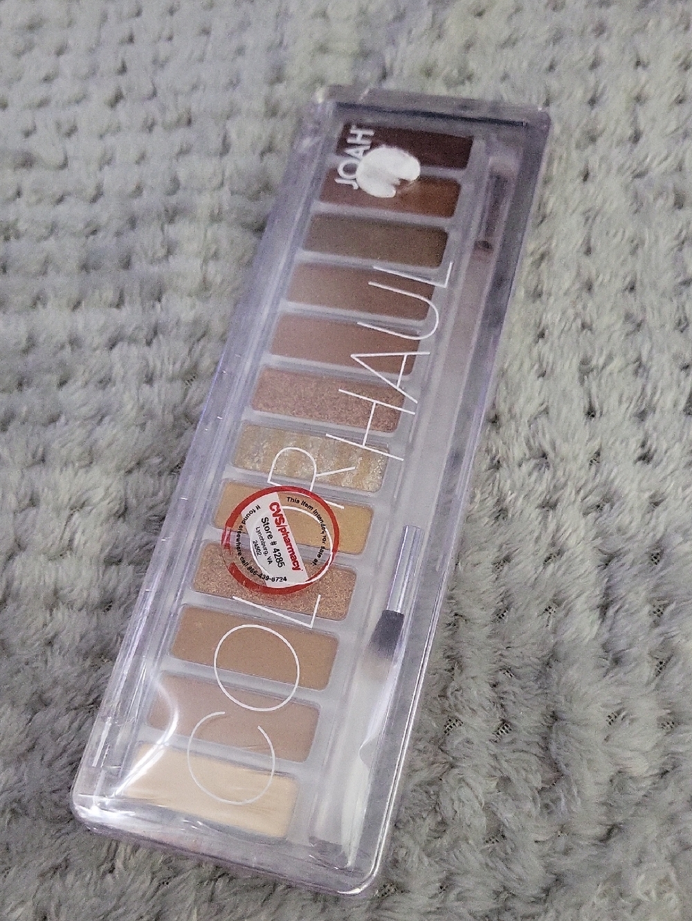 Joah Neutral Eyeshadow Palette - Cream and Brown Shades